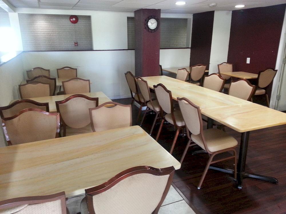 Town Inn & Suites South Plainfield-Piscataway Екстер'єр фото